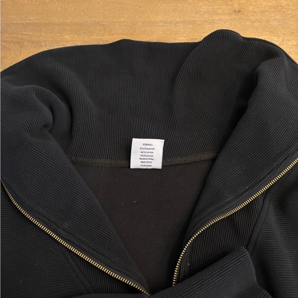 Varley Black Vine Pullover Quarter-Zip Pullover with Gold Accents - Picture 3 of 4